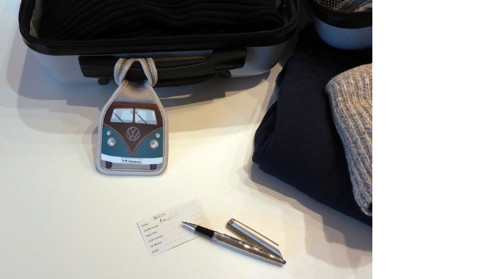 Volkswagen Bulli Kofferanhänger, petrol/braun