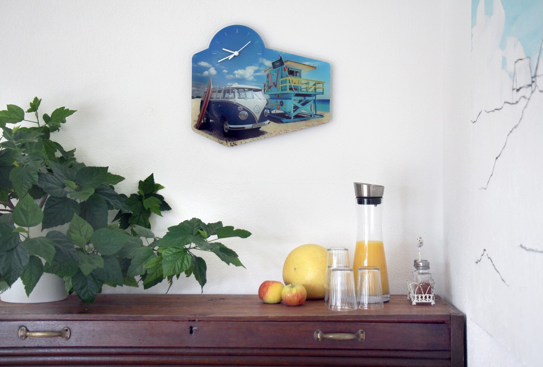 Volkswagen T1 Bulli Wanduhr aus Acryglas, Beachlife