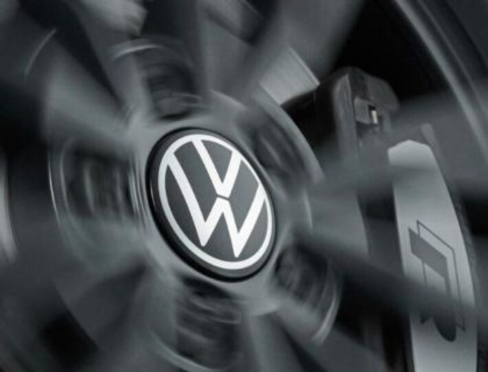 Volkswagen Original dynamische Nabenkappen (neues VW Logo)