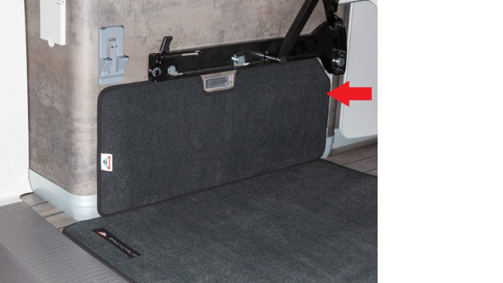 BRANDRUP® Schutzmatte für Schrank Heckladeraum links für T6.1 California