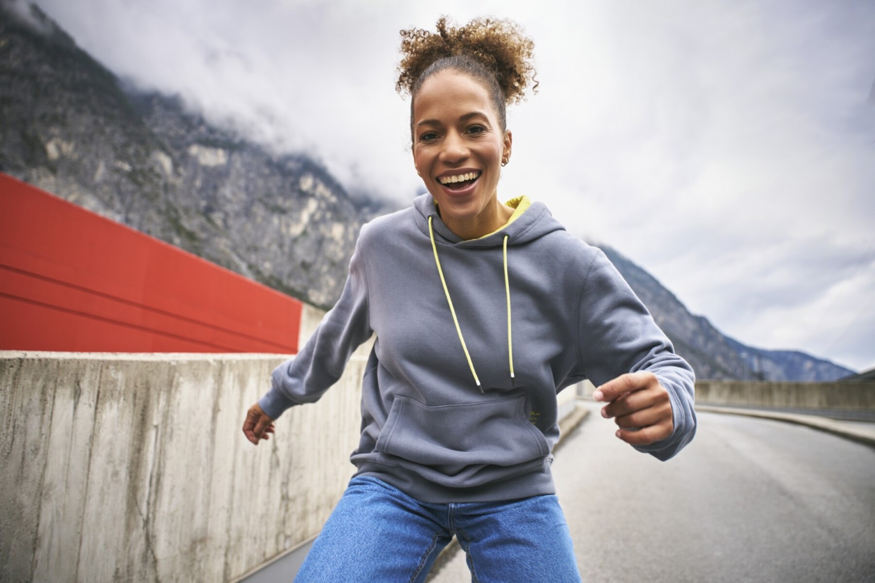 Volkswagen Unisex Hoodie, grau/gelb