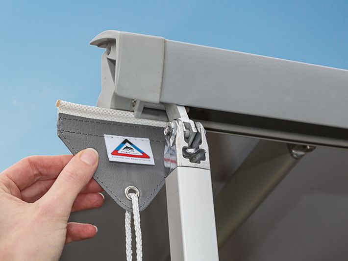 BRANDRUP® Markisenabspann-Set für Serien-Rollmarkise