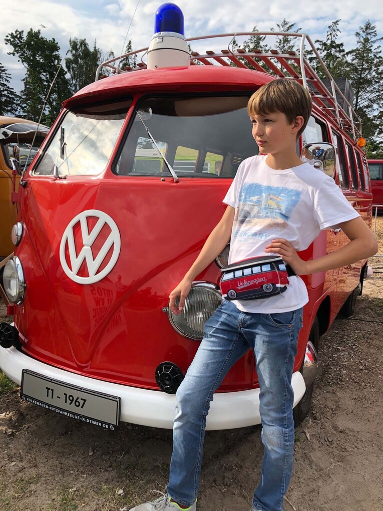 Volkswagen Bulli Bauchtasche rot/schwarz